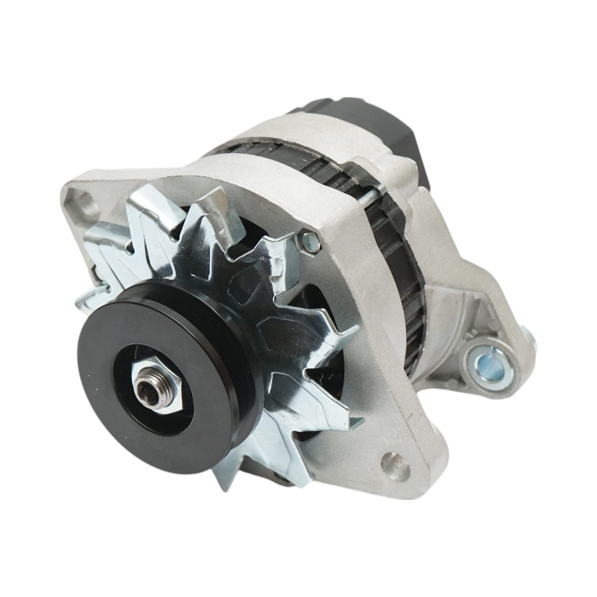 14V/65A alternator for Deutz, Case IH, Massey Ferguson, New Holland OEM codes 99457074, 1530354C1, 294393200, 294393700, 395250A1, 405078A1, 47134023, 500322671, 500322763
