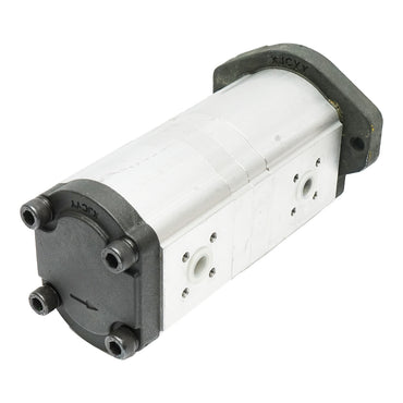 Double hydraulic pump for John Deere, Renault left rotation OEM code RT7700036171