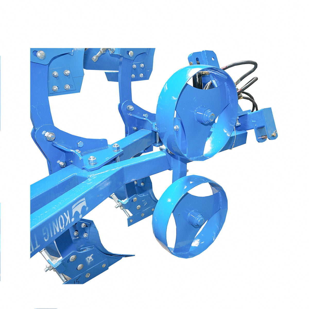 Agricultural plow with 3 reversible hydraulic bodies, full cormanes Konig Traktoren
