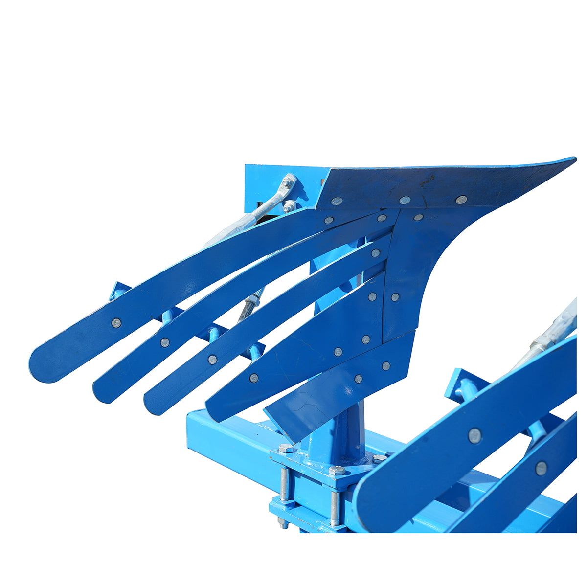 Agricultural plow with 3 blades and reversible notched shares hydraulic Konig Tractors