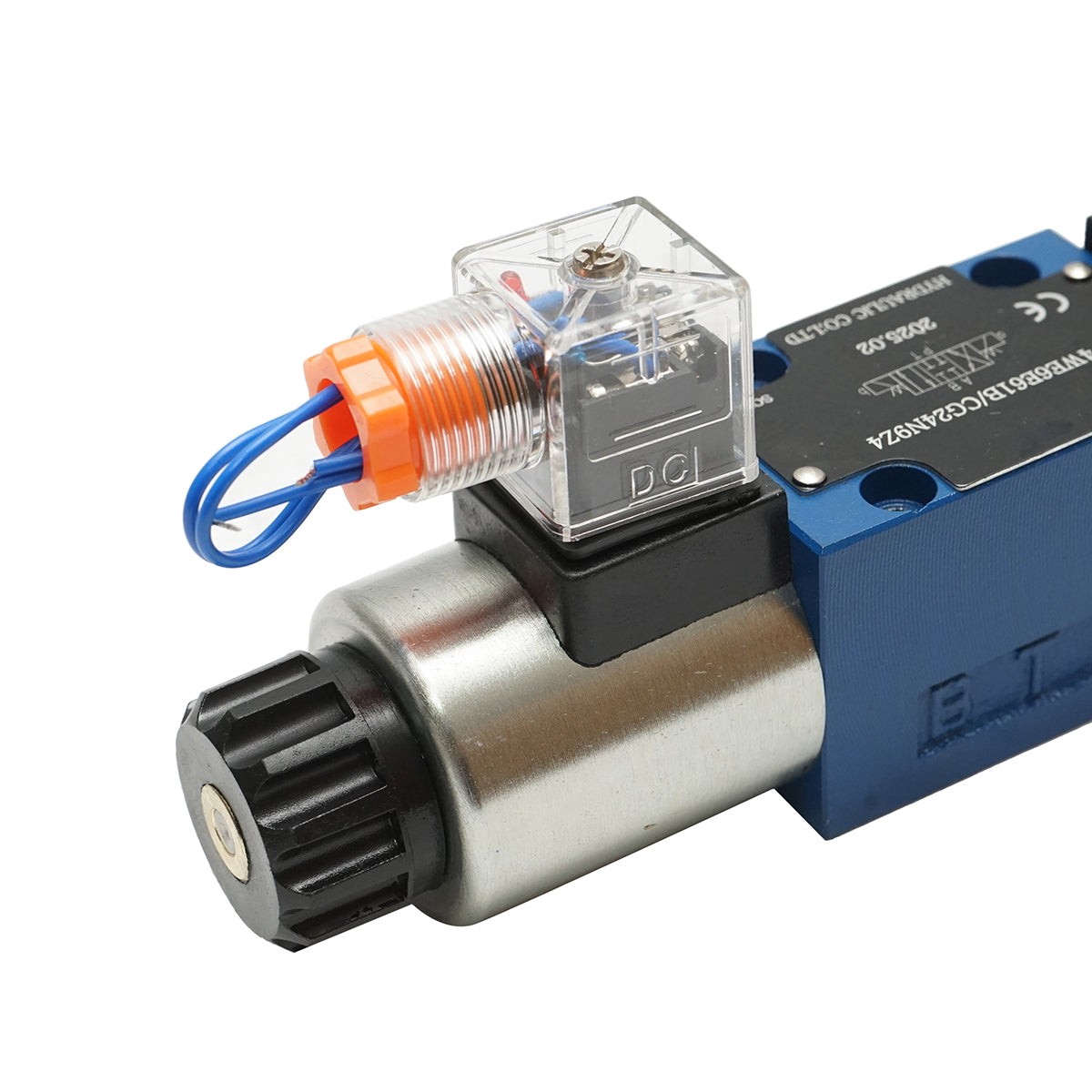 Directional solenoid valve 24VDC 25W for 6 ways flow control hydraulic installations HDQX126J 4WE6J61B CG12N9Z4