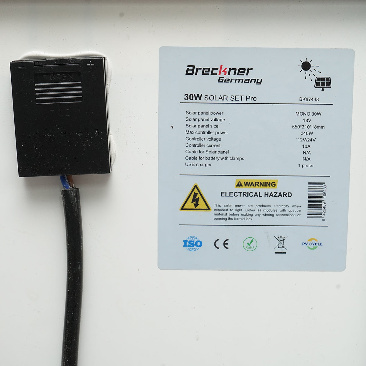 30W monocrystalline photovoltaic solar panel 550x330x18mm with 12-24V/10Ah regulator, 2x USB and 2m cable for battery Breckner Germany