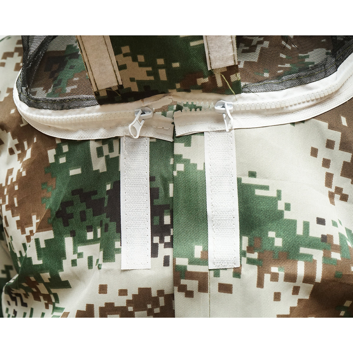 Camouflage beekeeping jacket size XL with protective mask