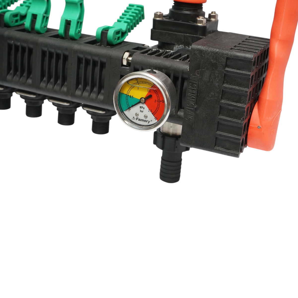 Herbicide distributor with 6 horsepower, glycerin manometer 25 bar