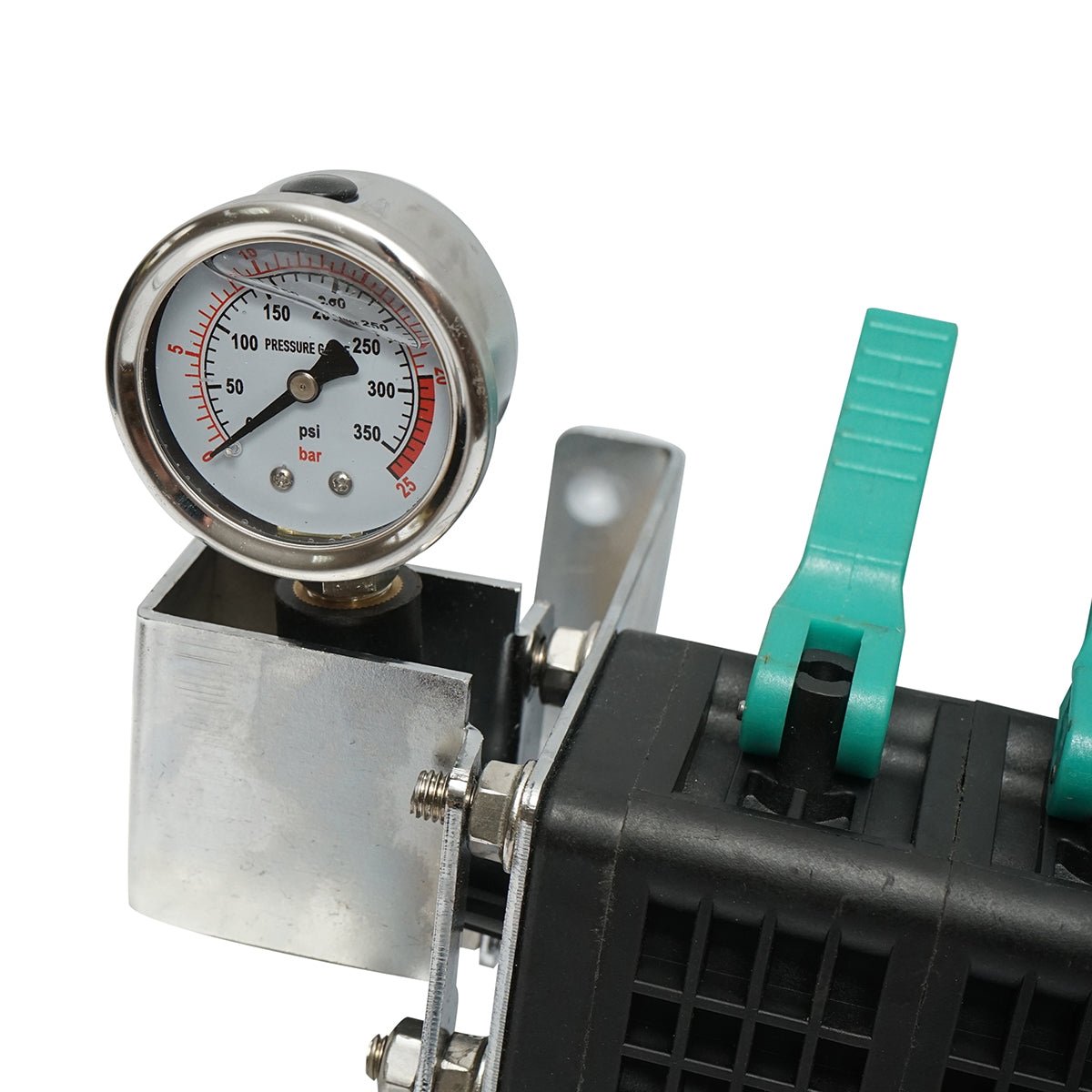 Herbicide distributor with 5 horsepower, filter, electric valve, and glycerin manometer 25 bar
