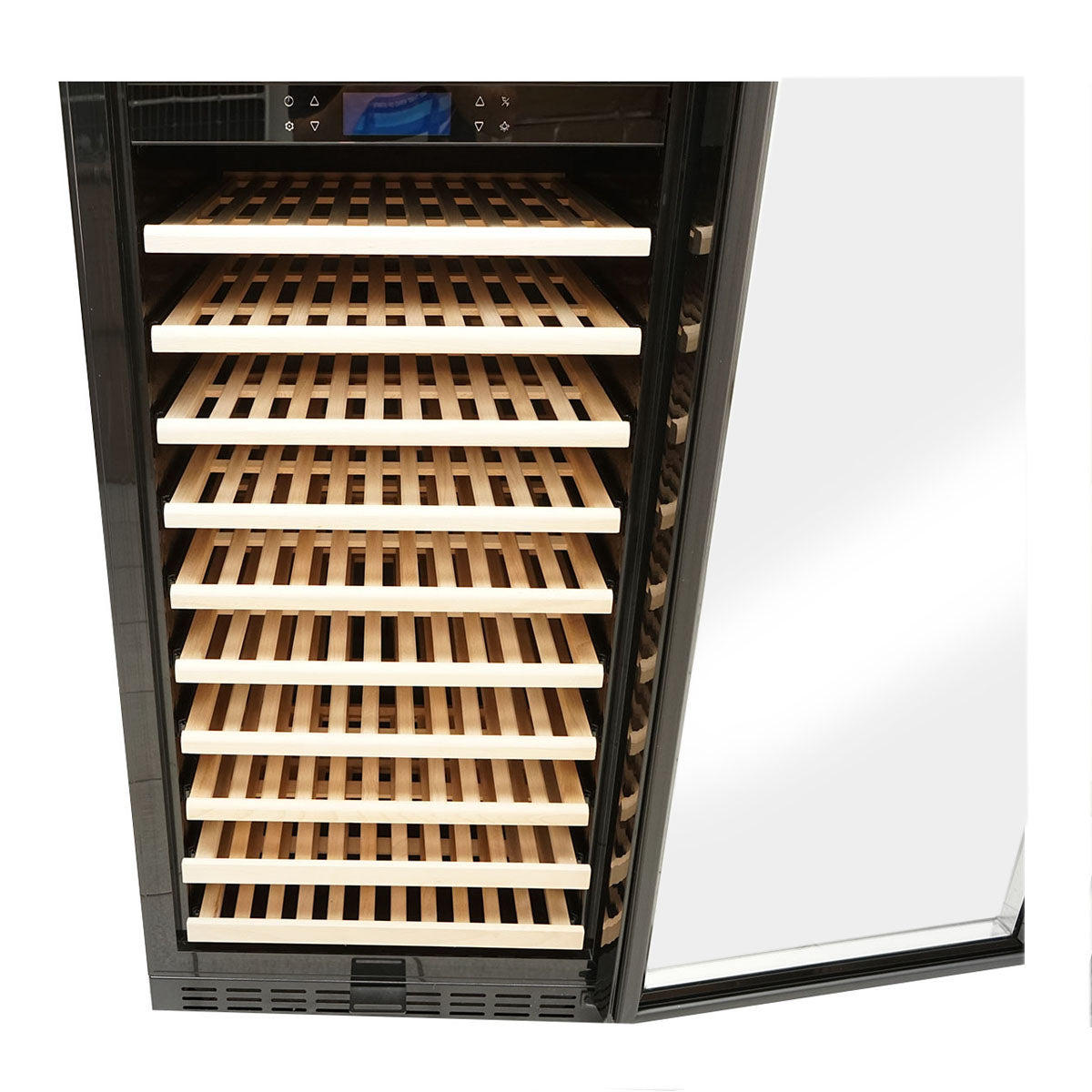 Wine cooler, capable of holding 168 bottles, built-in