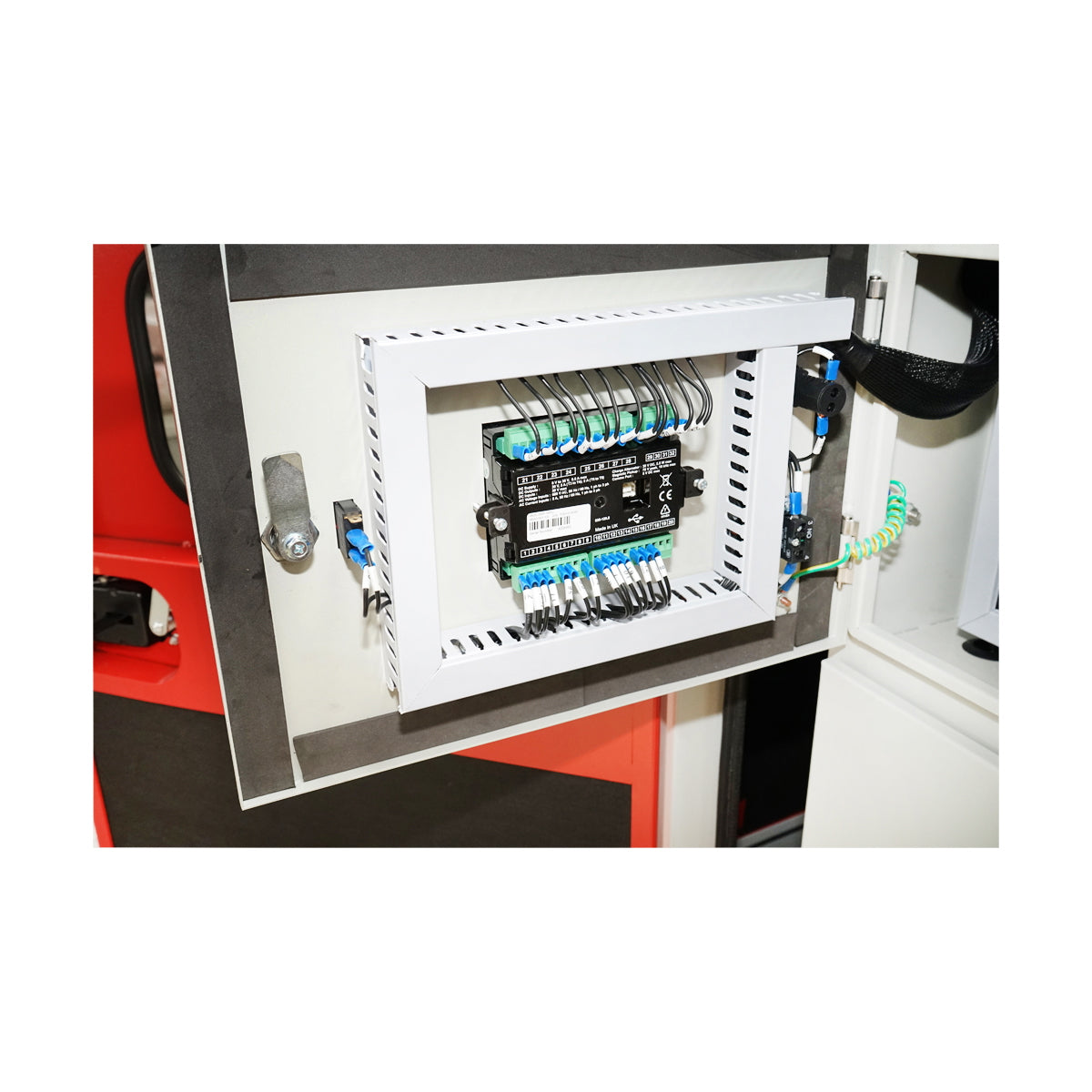 Three-phase electric generator 55KVA, 400V with Ricardo N4100DS-46/46KW diesel engine