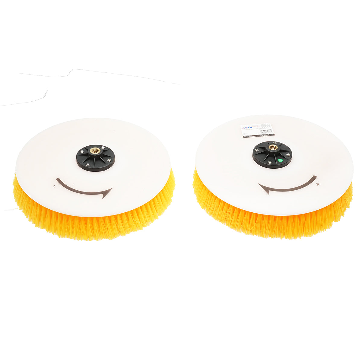 Solar panel cleaning system with 2 brushes and a handle up to 5.5 m