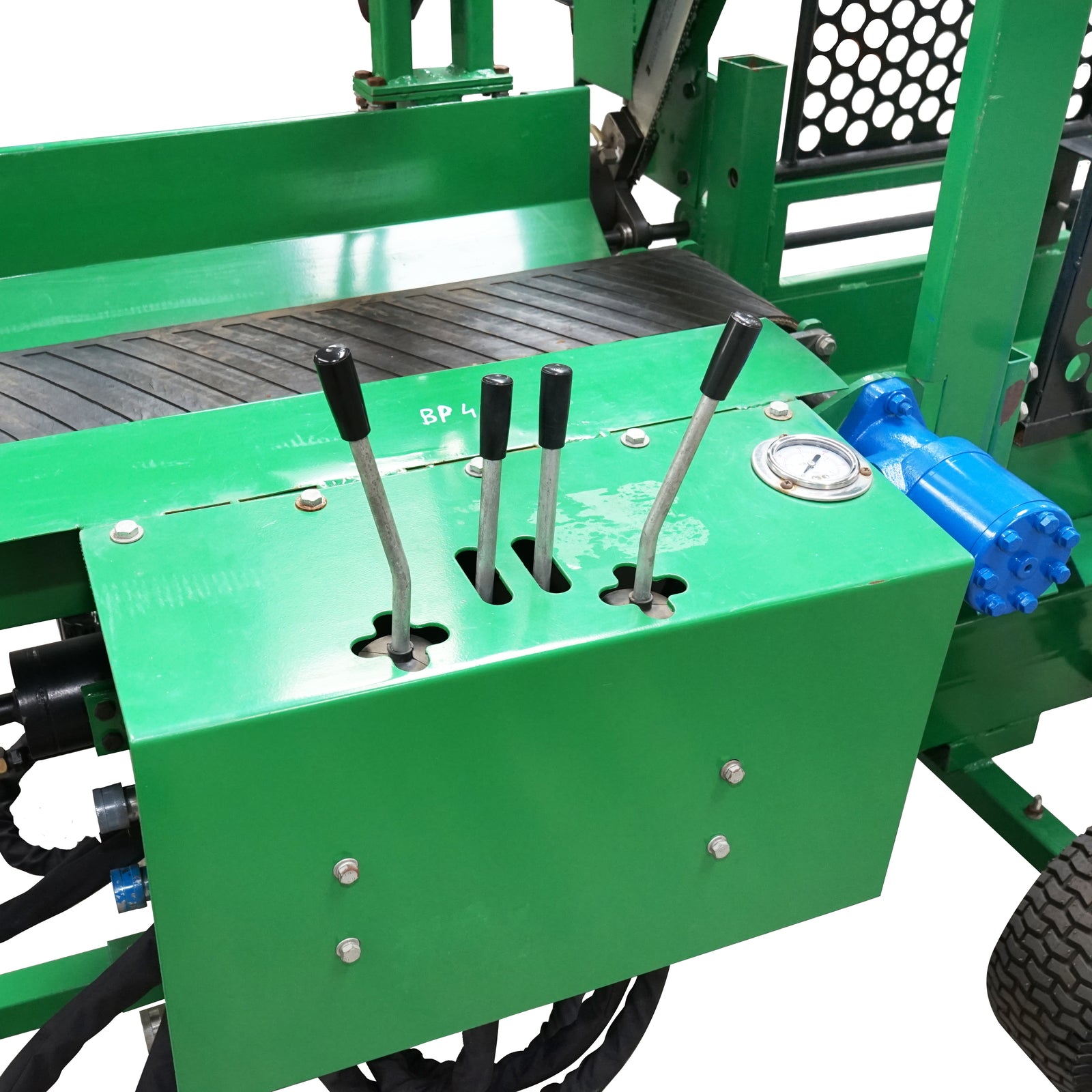 Wood splitter 16T, gasoline engine 15HP with conveyor belt and conveyor 570Kg