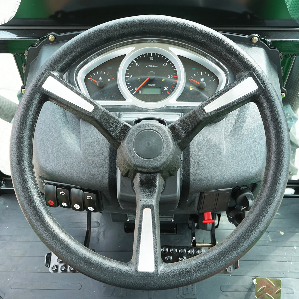 60HP Hanwo E3 cabin tractor, Xinchai III engine with wheels 8.3-20/12.4-28 Konig Traktoren 604