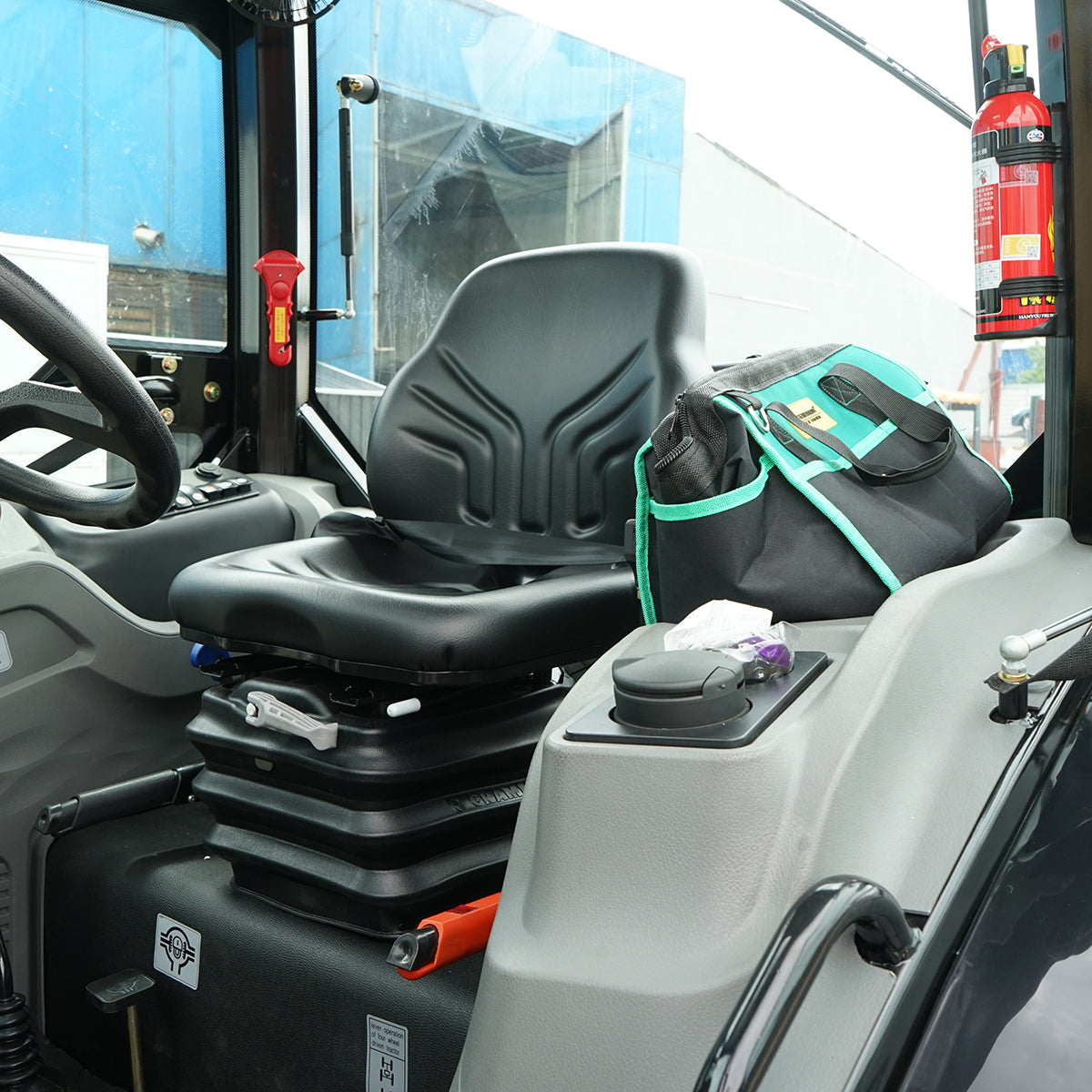 50HP cabin tractor, 4x4 registrable AGRI TRACKING 504