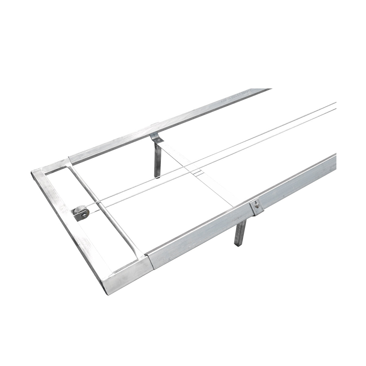 Electric lift with mobile cart and remote control for raising photovoltaic solar panels up to 19m