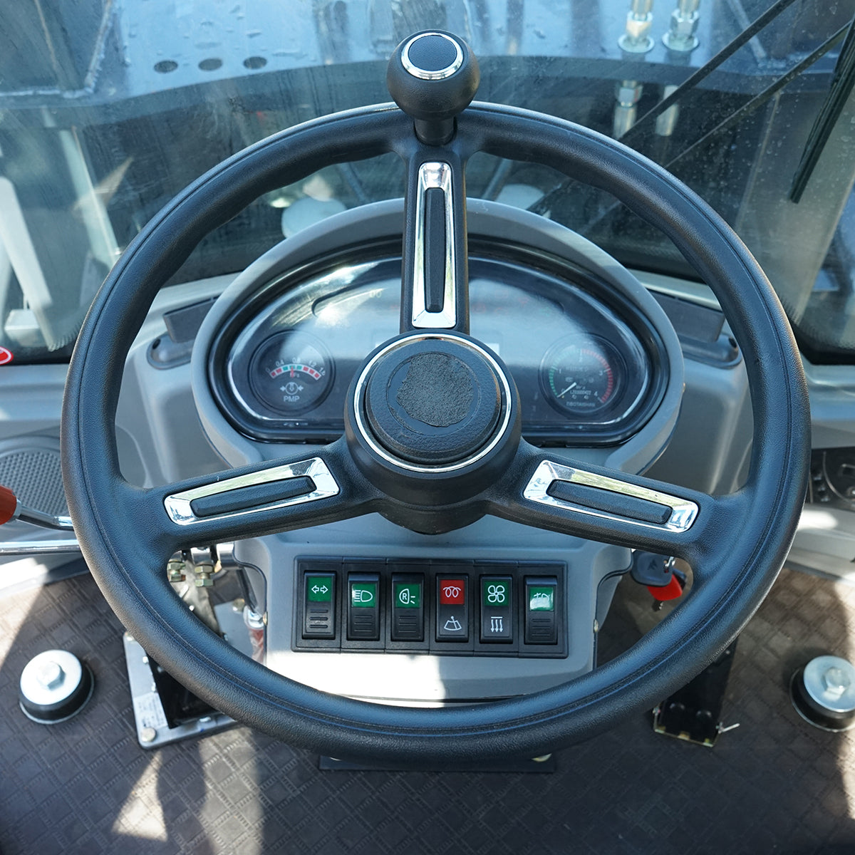 Front loader, WOLA 1.2T 42KW, 56HP, bucket 0.8m3 KONIG TRAKTOREN