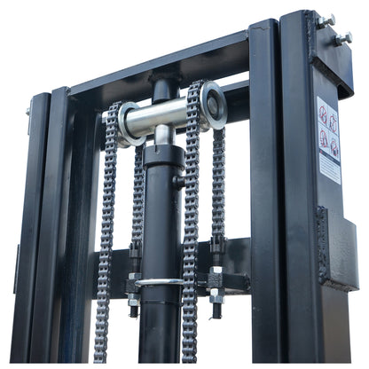 Electric pallet truck with a maximum load of 1.6T, lift height 3000mm, forks 1150mm Breckner Germany