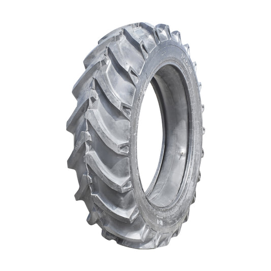 Agricultural tire Forerunner 15.5/38 studded U-650 12 PR