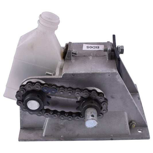 Fertilization box assembled with thick chain