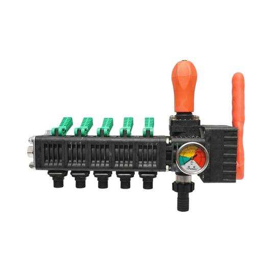 5 horsepower herbicide distributor, glycerin manometer 25 bar