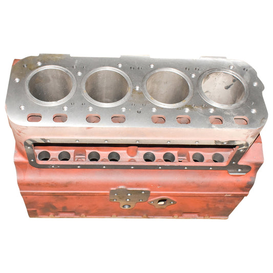 Engine block with cylinders/cylinders U-650 (on oil seal)