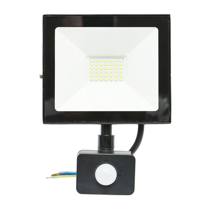 30W LED projector, 2700lm, 6400K, IP44 power supply 220V-240V with motion sensor Breckner Germany