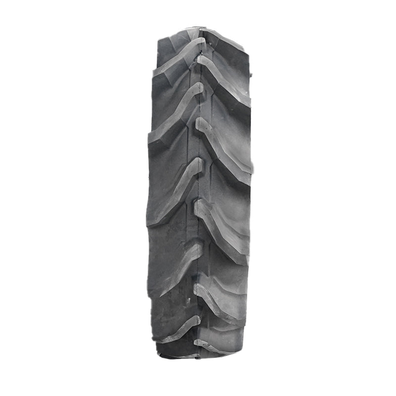 Agricultural tire 13.6/26 high tread profile R-1 4PR