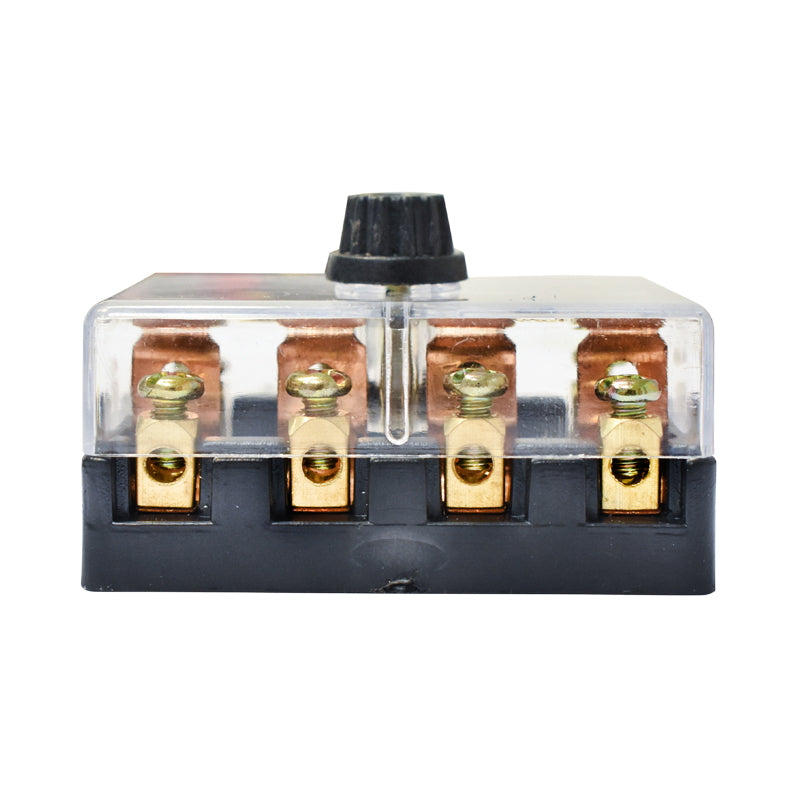 Box for horses with fuse holders U-445 code 40.37.023 Breckner Germany