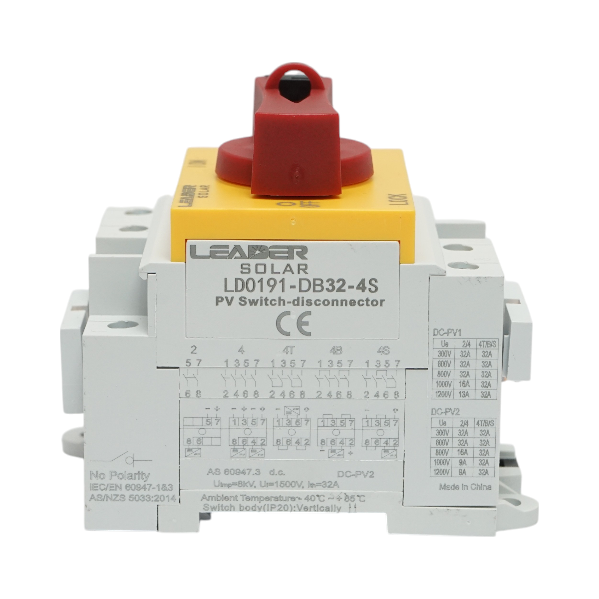 Load switch, on/off switch for photovoltaic systems 4P, 32A, 1500kV Leader