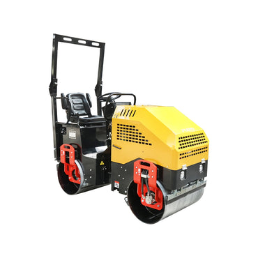 1500kg compactor cylinder with 900mm drums and Kubota D1105 diesel engine, 25HP, electric start