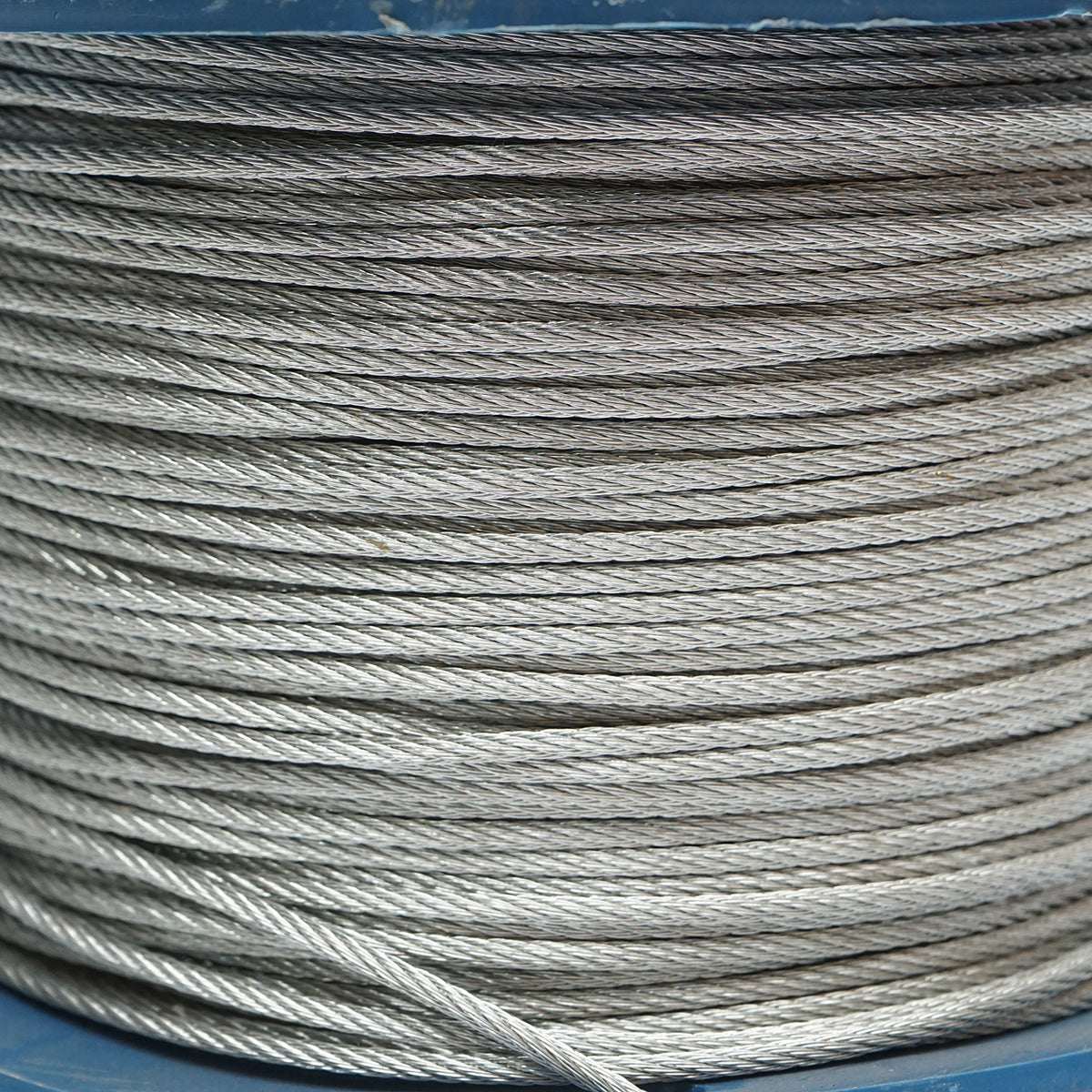 Galvanized steel cable with a diameter of 3mm, 6x7+FC strands, maximum load 529Kg, weight 6.32Kg, 200m/roll