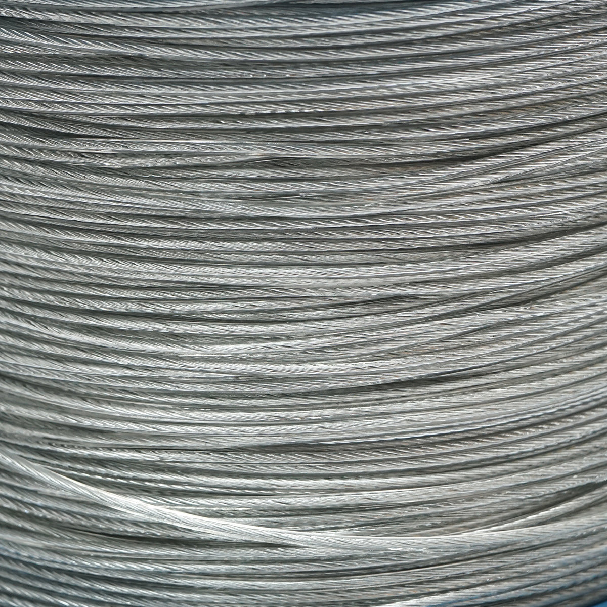 Galvanized steel cable with PVC coating, diameter 2mm, wire 1x7, maximum load 95Kg, weight 4.4Kg, 500m/roll