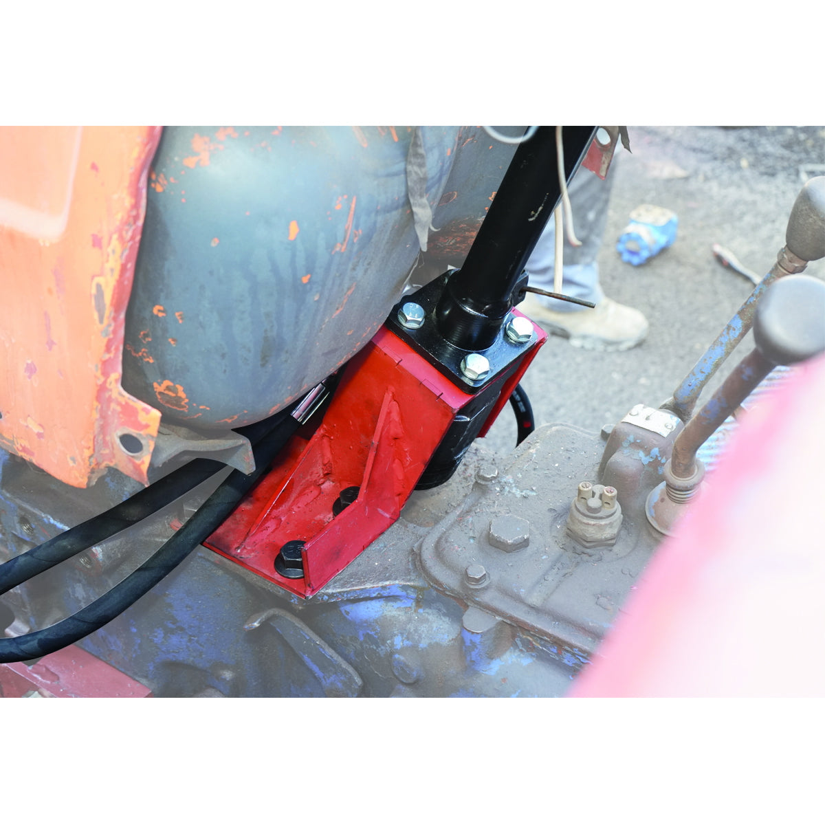 Complete power steering kit with Danfoss pump and hydraulic cylinder for U-445 with 3-cylinder engine