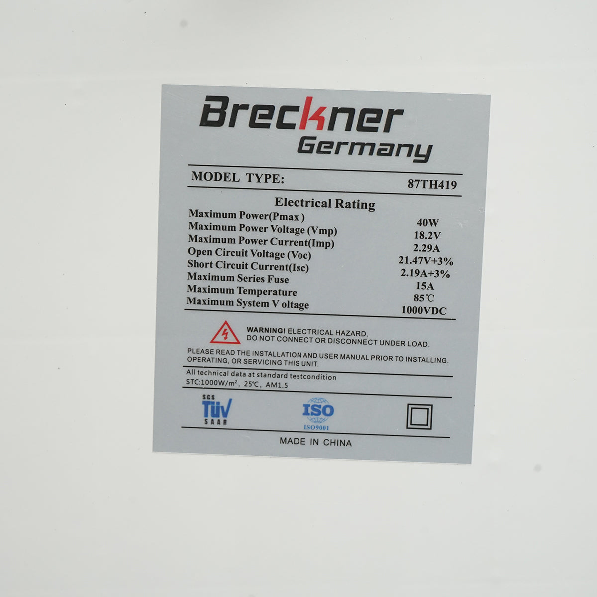 40W monocrystalline photovoltaic solar panel with a 90cm connection cable and maximum voltage of 18V 570x400x25mm Breckner Germany