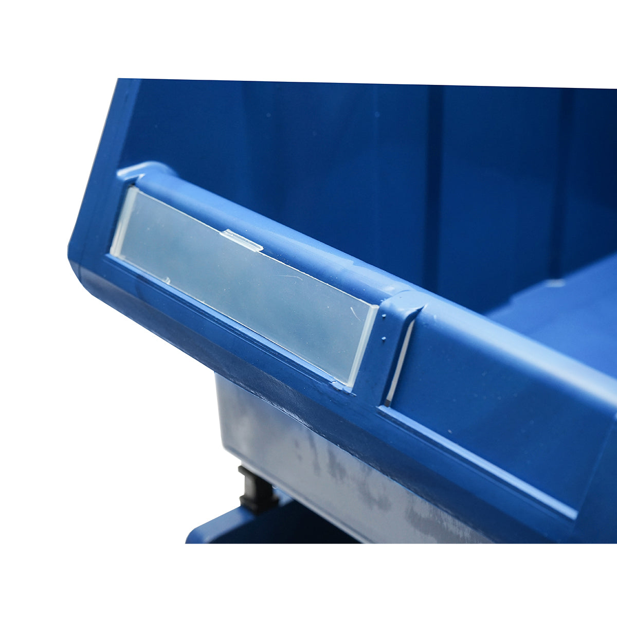 Transparent support label for plastic storage box