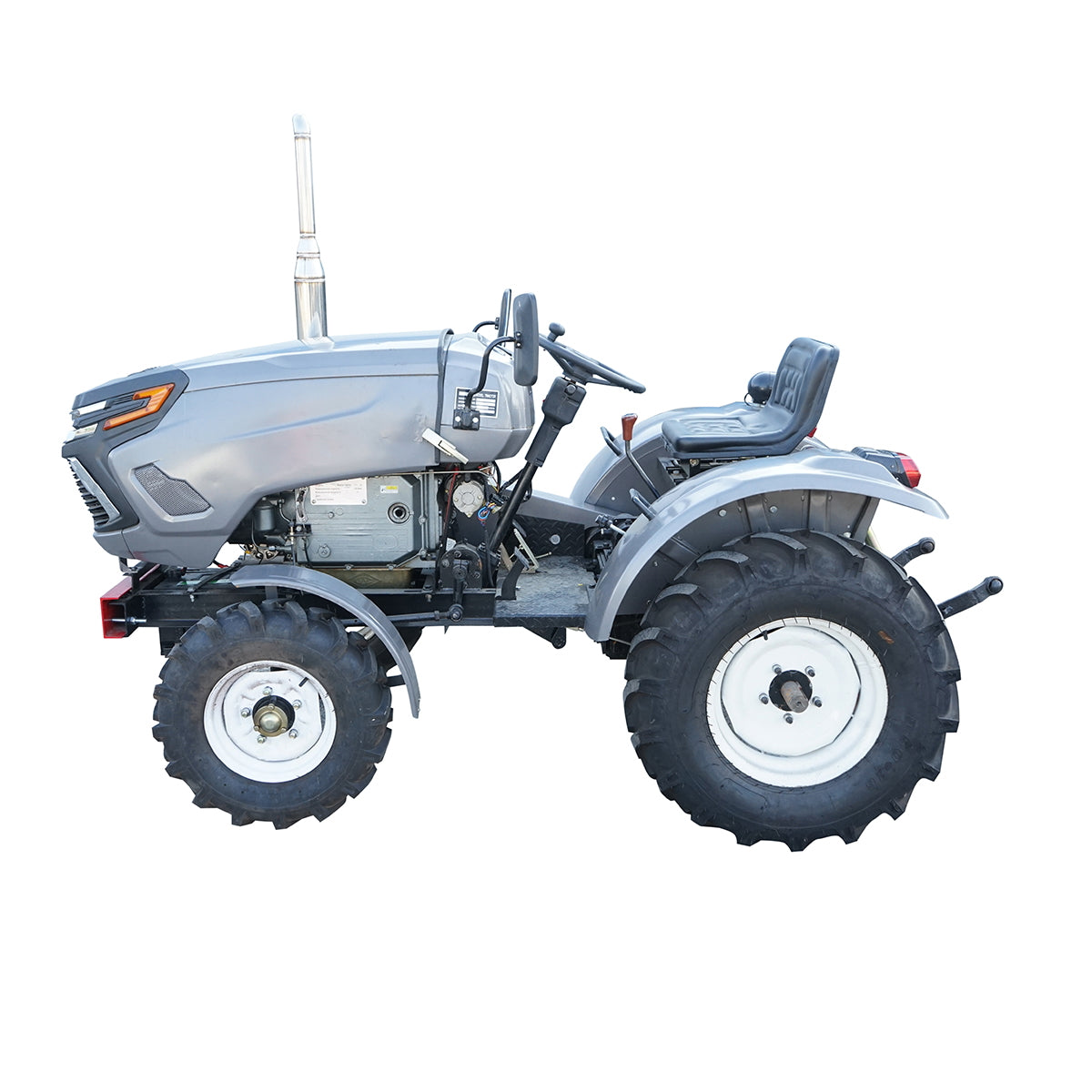 22HP 4x2 tractor with a mower, plow, and PTO BAISAN