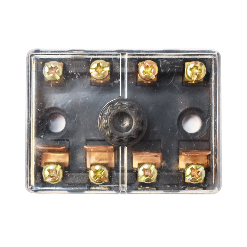 Box for 4 horses with fuse switches U-445 code 40.37.023 Breckner Germany