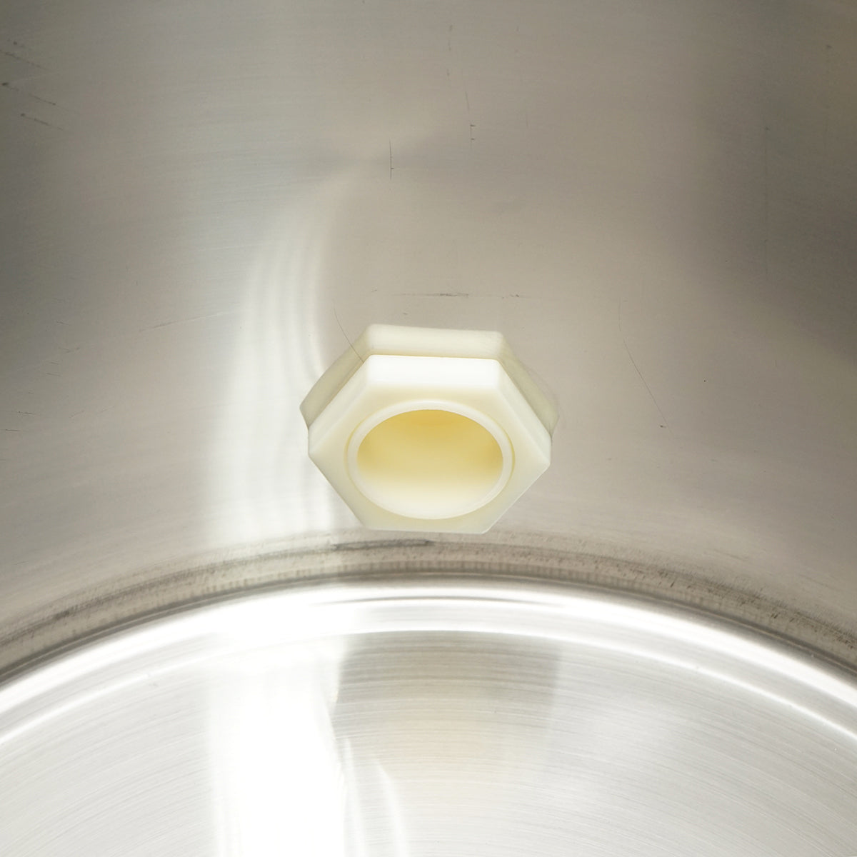 Stainless steel honey extractor with lid for 50kg of honey