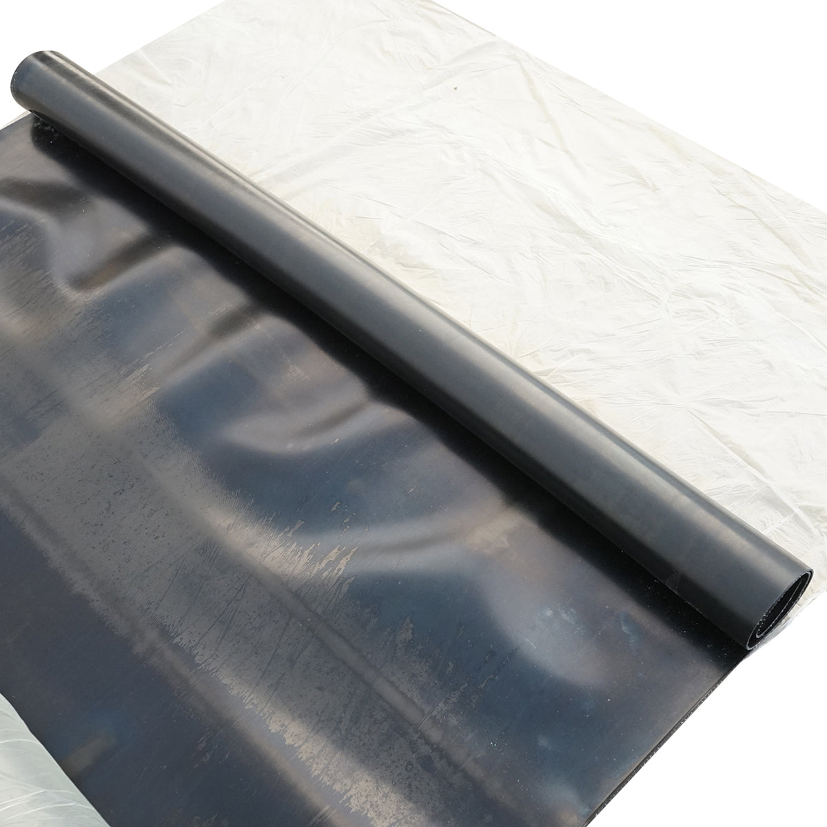SBR+NR rubber carpet with textile insert and no striation LIS 2x1400x10000mm L=10m; width=1.4m; thickness=2mm
