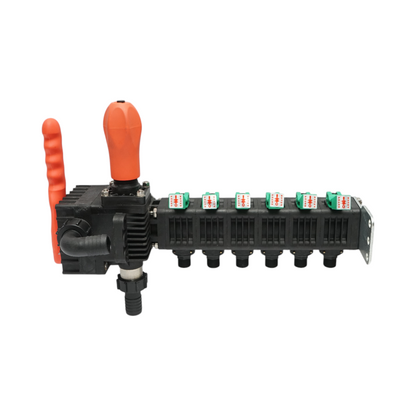 Herbicide distributor with 6 horsepower, glycerin manometer 25 bar