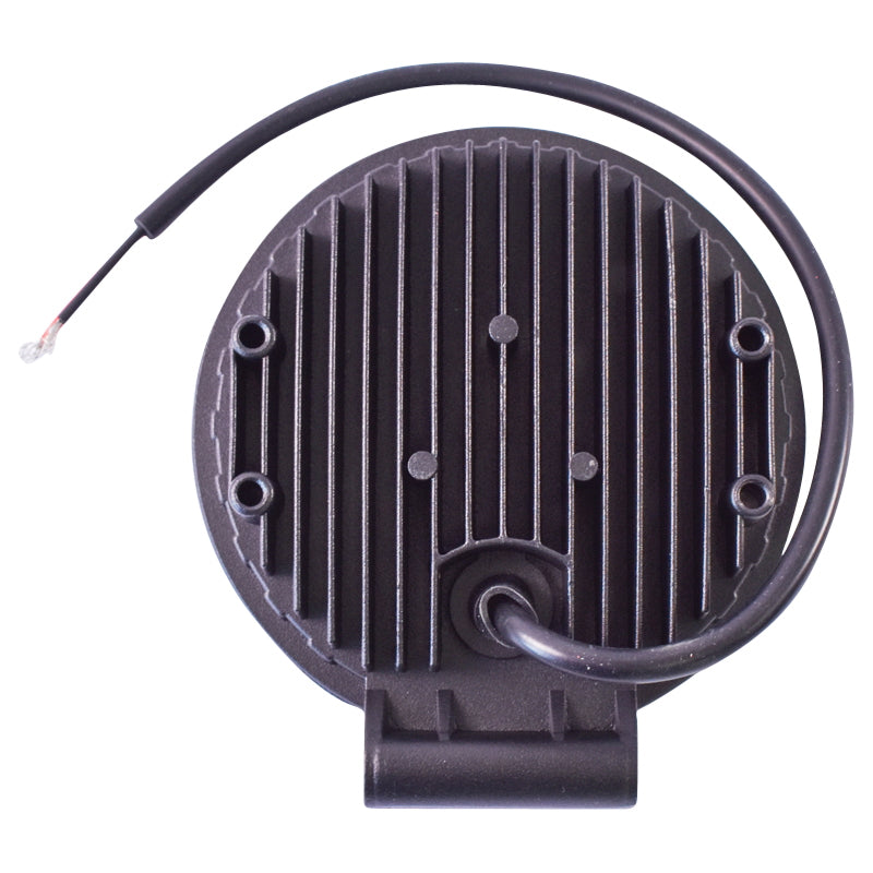 Lamp 6 LEDs 10-30V 18W beam angle 30 degrees spot type 118x118x35mm 6000K IP67 Breckner Germany