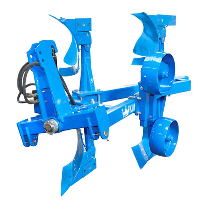 Agricultural plow with 2 blades and full reversible hydraulic cormanes Konig Traktoren