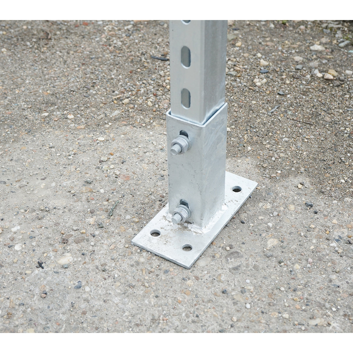 Complete mounting system, ground structure for 22 photovoltaic solar panels 13KW angle 25 degrees Breckner Germany