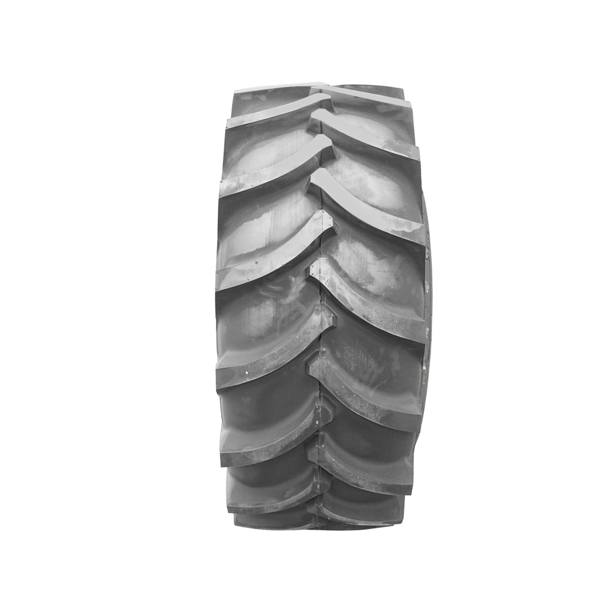 Agricultural tire 23.1/26 studded 16PR tubeless