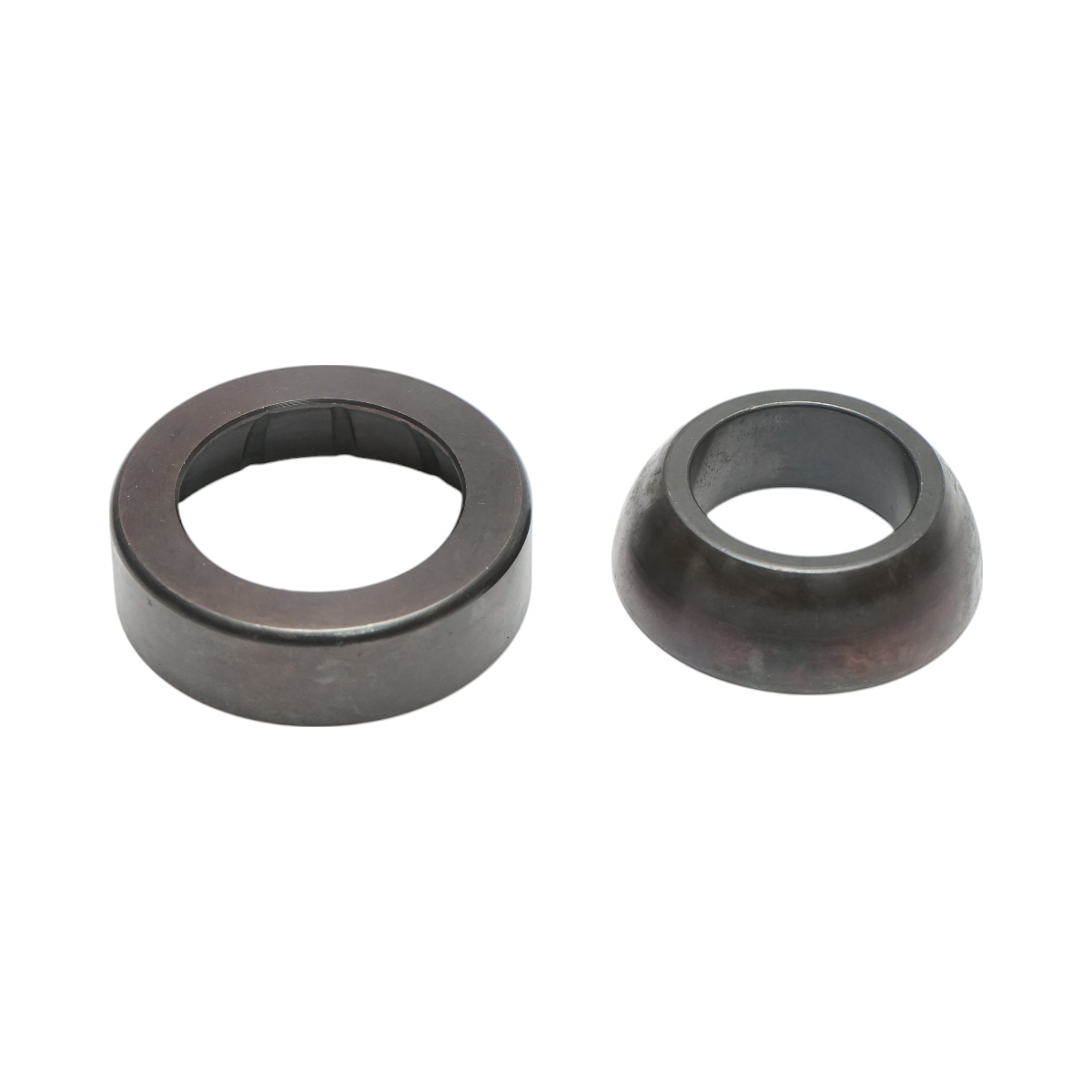 Pivot bearing for John Deere, Ford, Valmet, Case IH OEM code 1964243C1, AL119999, L64653, CI45161, VPJ2528, 6451-27