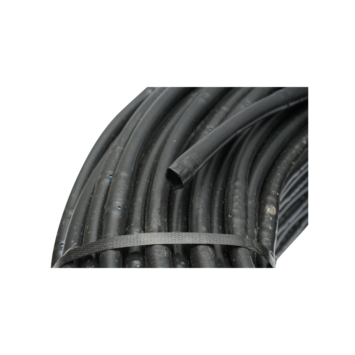 Drip irrigation tubing, 200M roll, 2L/h, D16mm, 20cm spacing GoldDrip