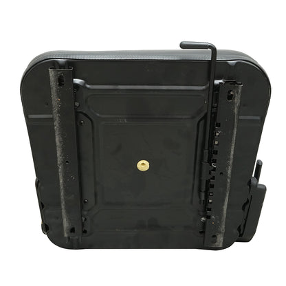 Universal chair for agricultural or industrial machinery, forklift