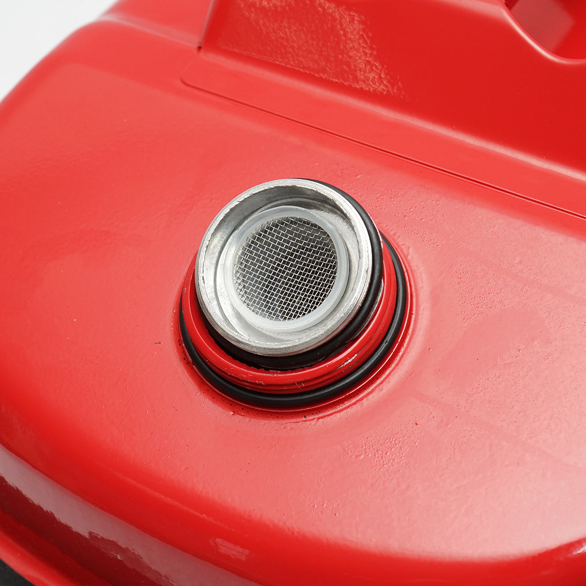 Horizontal metal canister 20L with flexible hose and screw cap