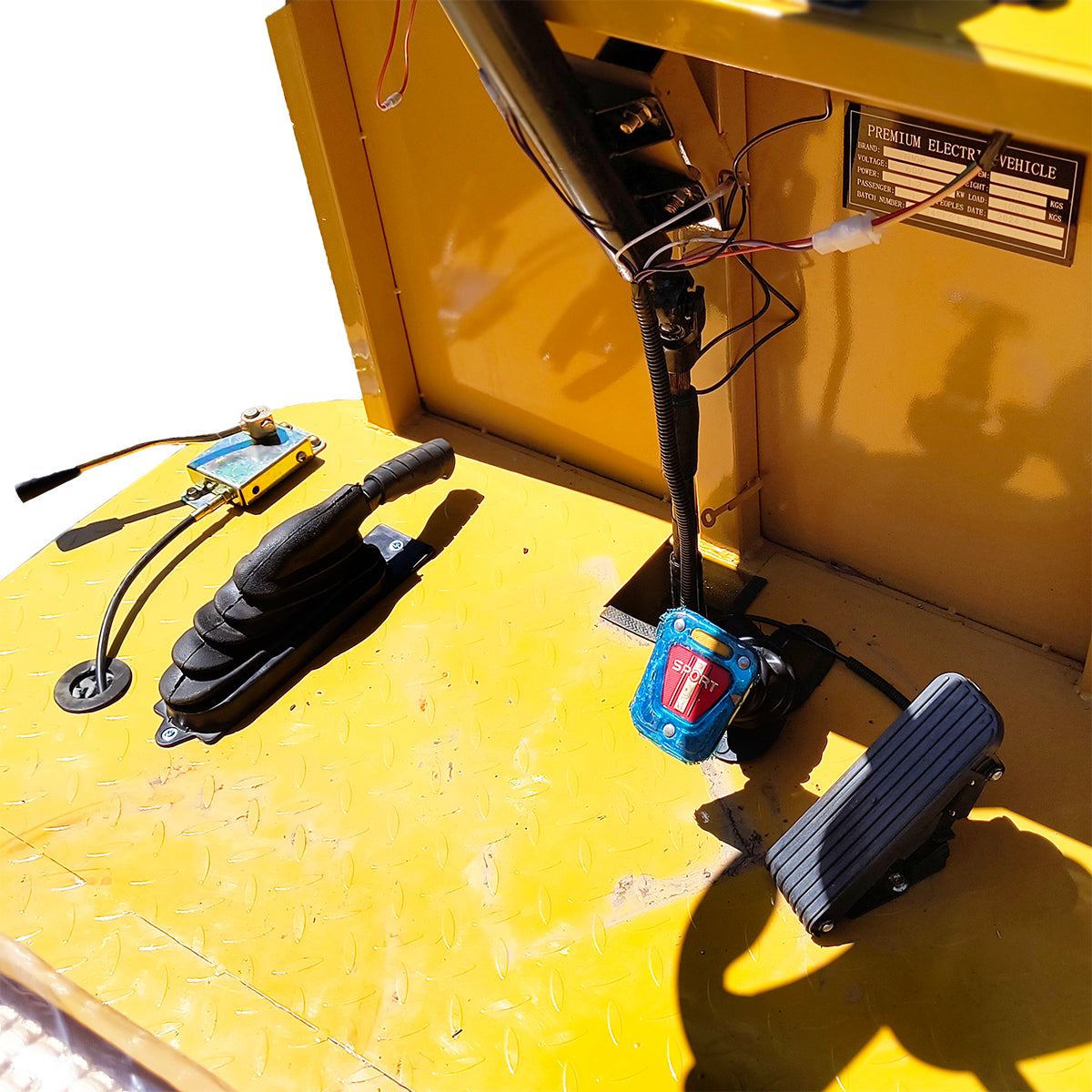 Electric cart platform with bench and shutters for cargo transport 1200W, 60V, 2.5x1.25m maximum load 1000Kg THOR