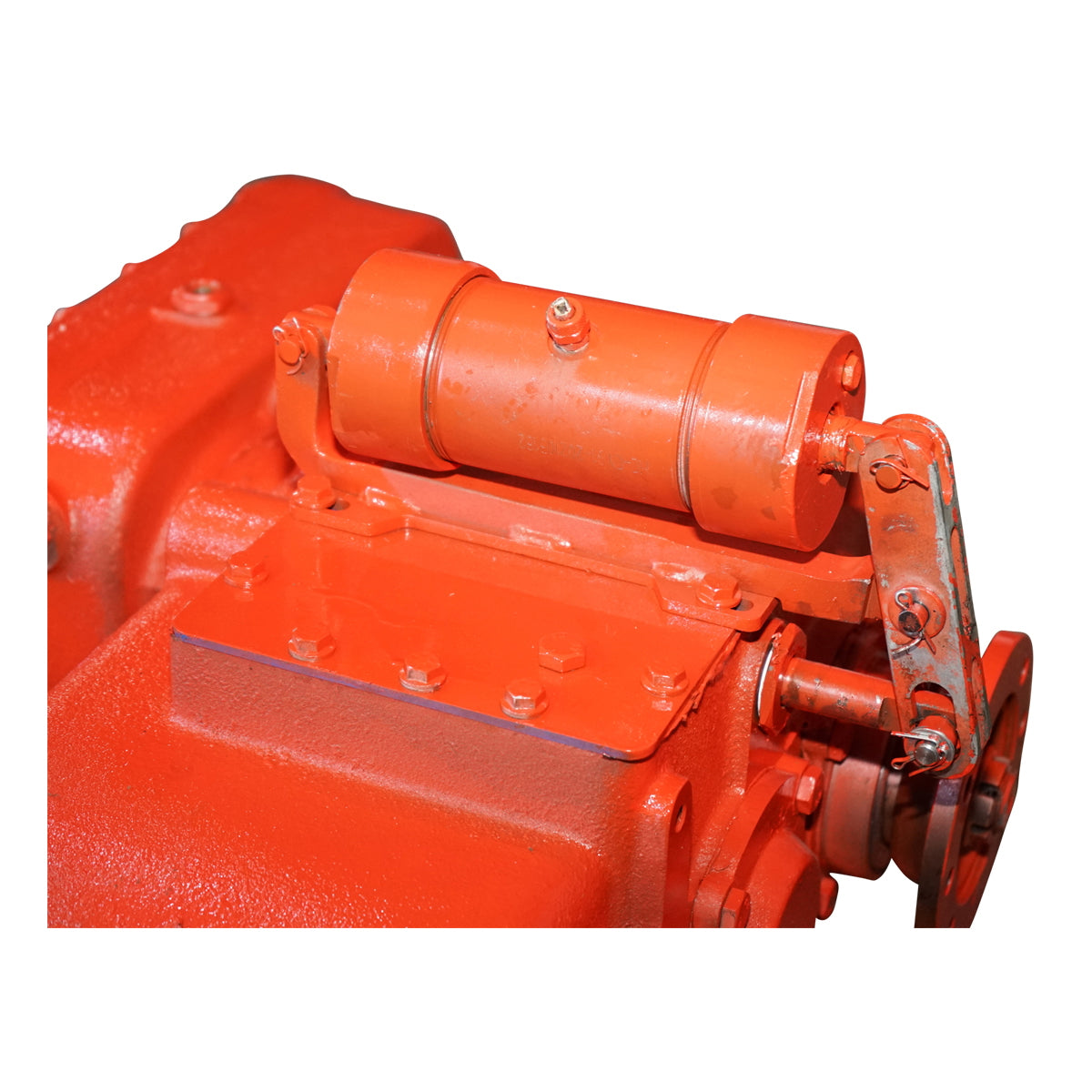 Assembled reducer for articulated forest tractor