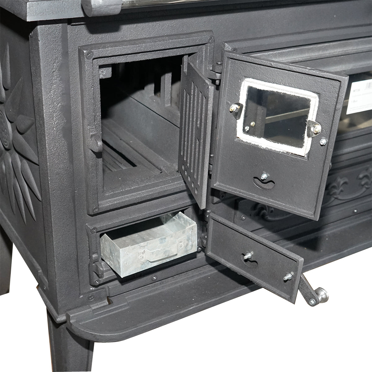 Wood stove with hotplate and cast iron oven 830x520x800mm