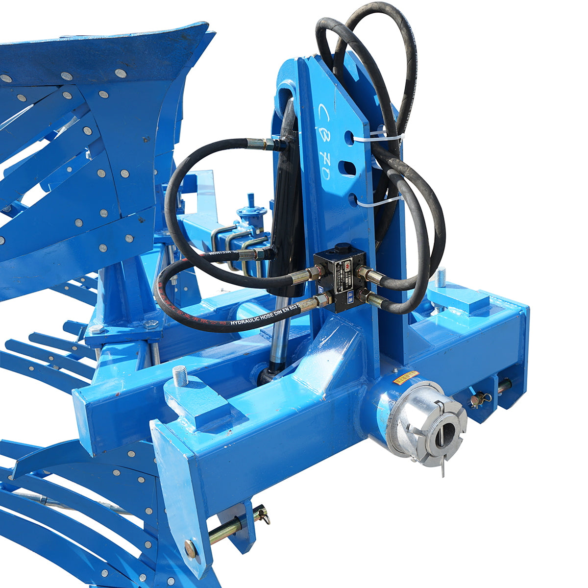 Agricultural plow with 3 blades and reversible notched sides hydraulic Konig Tractors