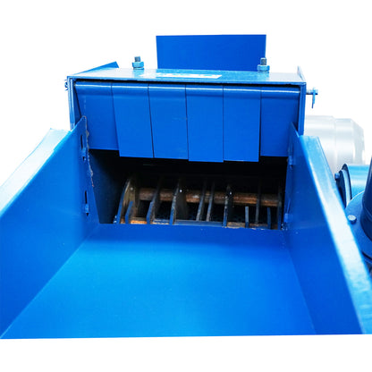 Feed chopper, grinding mill with cyclone 11KW, 380V, CF420C maximum capacity 700Kg/H